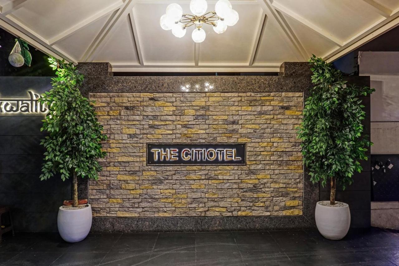 Townhouse Oak The Citiotel Near Shaniwar Wada プネ エクステリア 写真